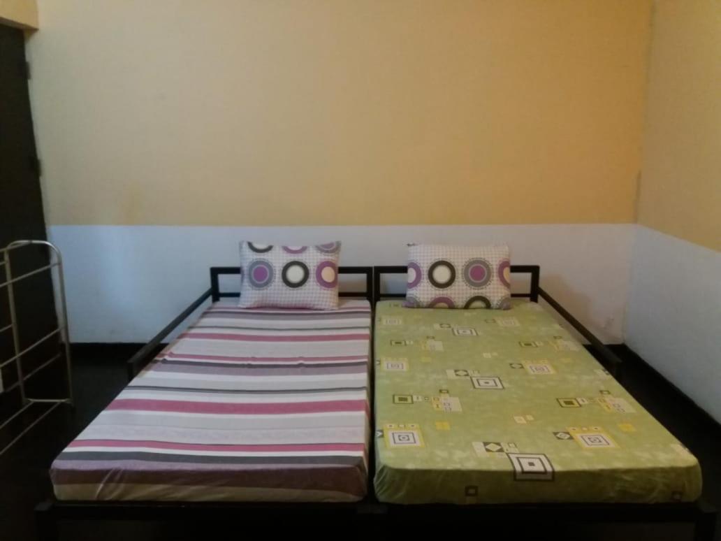 Mazz Homestay Negombo Extérieur photo