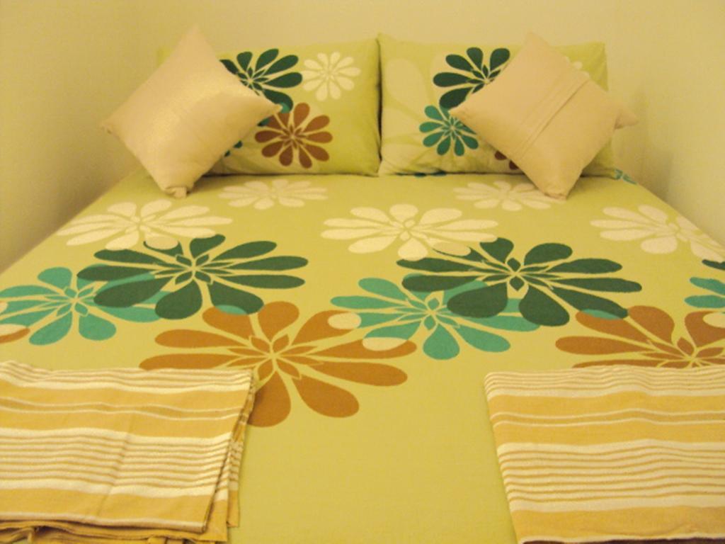 Mazz Homestay Negombo Extérieur photo